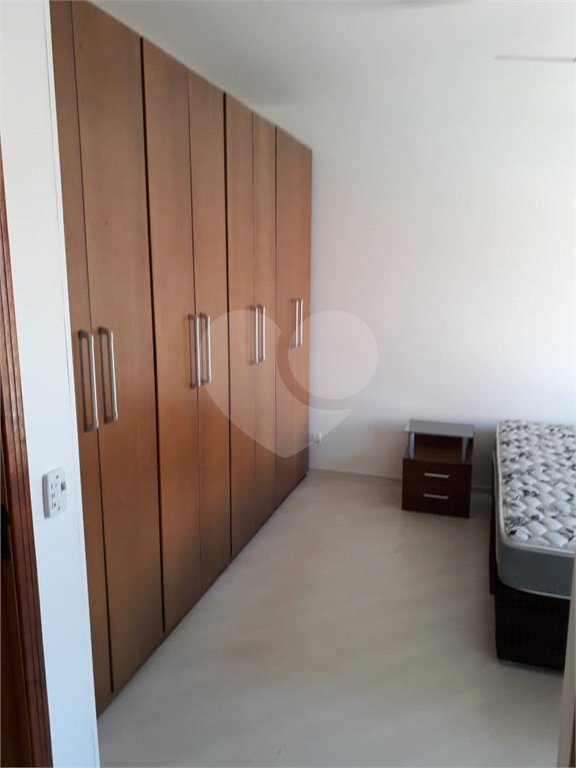Casa à venda com 3 quartos, sendo 1 suíte, no condomínio Saude, São Paulo - SP