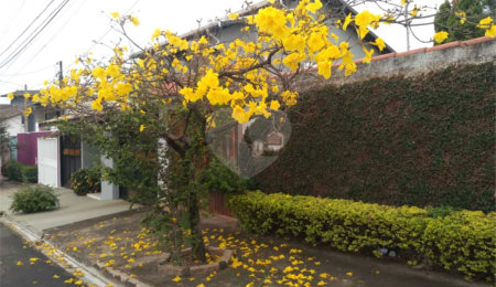 Sobrado à venda com 4 quartos, sendo 1 suíte,  em Jardim Regina, Indaiatuba, SP