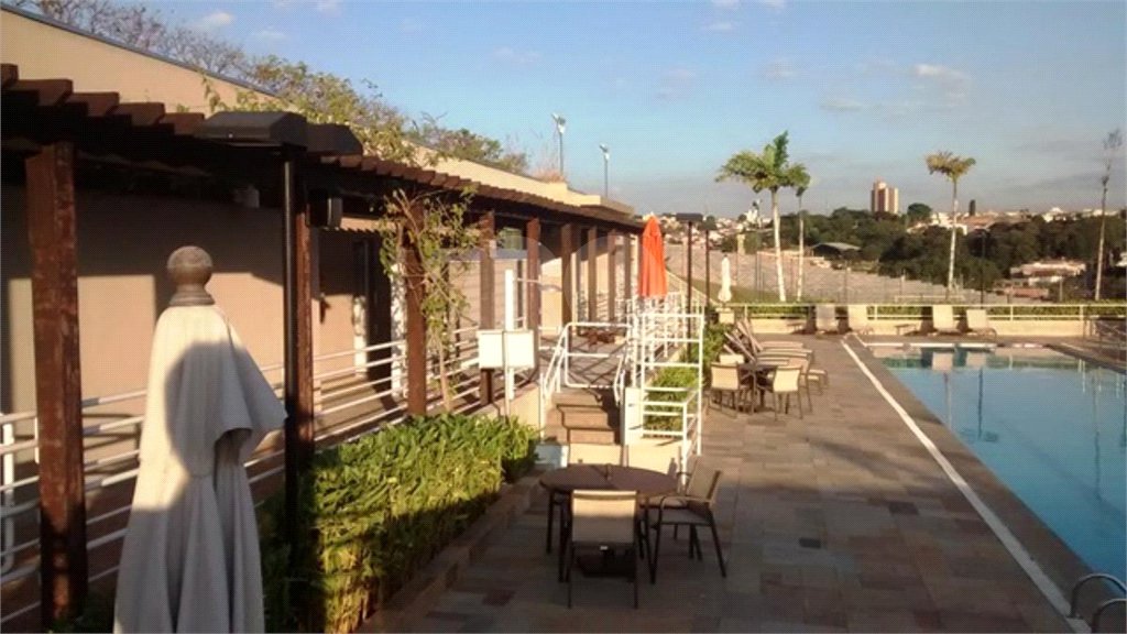 Casa à venda com 3 suítes no condomínio Residencial Central Parque, Salto - SP