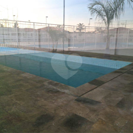 Apartamento à venda com 3 quartos, sendo 1 suíte, em Conjunto Residencial Irai, Suzano, SP