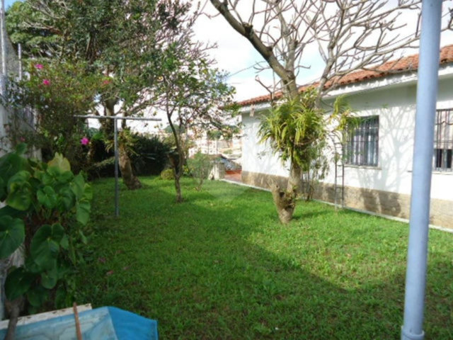 Casa Térrea à venda com 4 quartos, sendo 1 suíte,  em Jardim Peri, São Paulo, SP