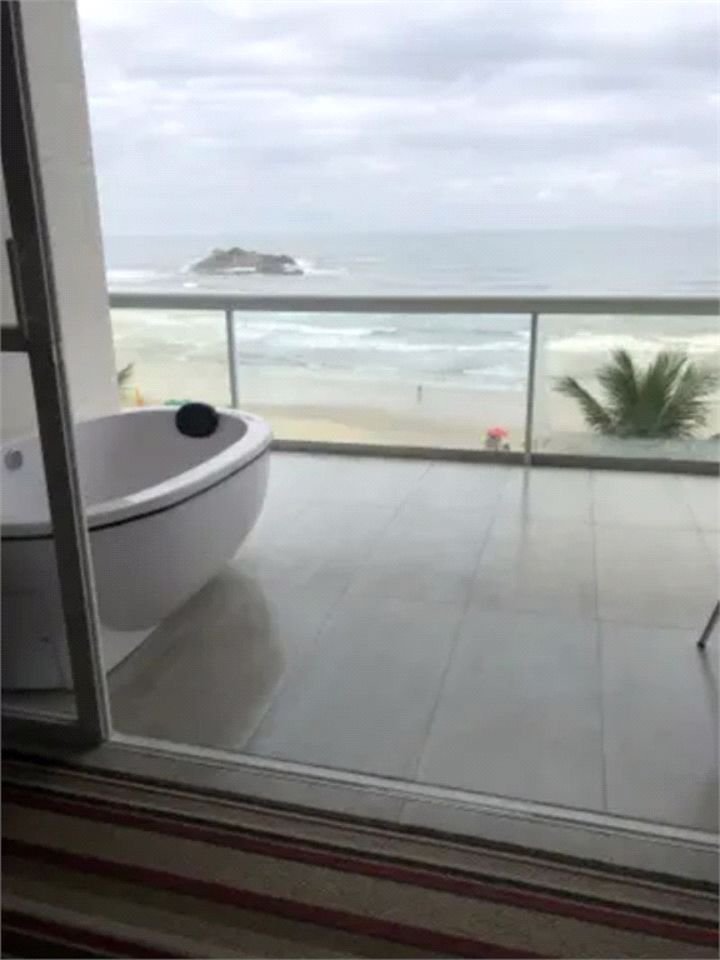 Apartamento Residencial à venda, Pitangueiras, Guarujá - AP1859.