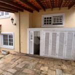 Casa à venda ou para alugar com 3 quartos, sendo 2 suítes, no condomínio Chácara das Rosas, São Paulo - SP