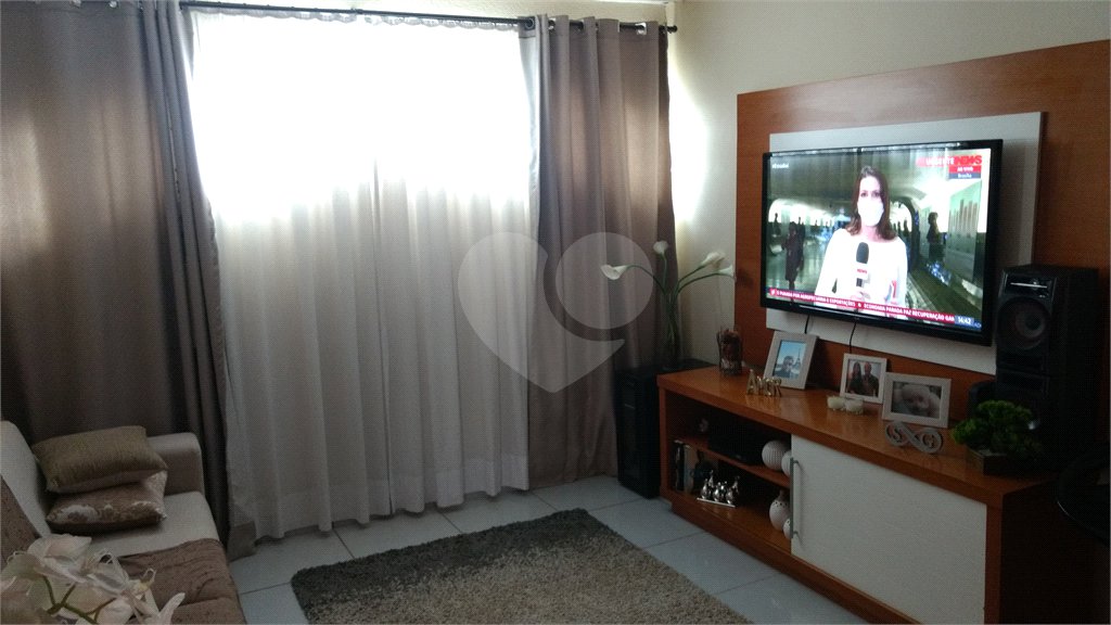 Sobrado à venda com 3 quartos, sendo 1 suíte, em Parada Inglesa, São Paulo, SP