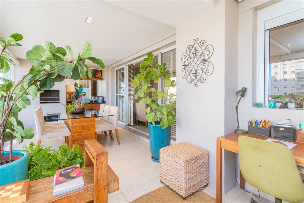 Apartamento à venda com 2 suítes em Jardim Marajoara, São Paulo, SP