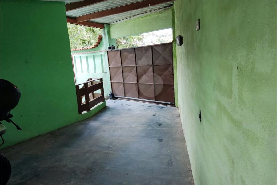 Casa à venda com 4 quartos, sendo 1 suíte, em Serra da Cantareira, Mairiporã, SP