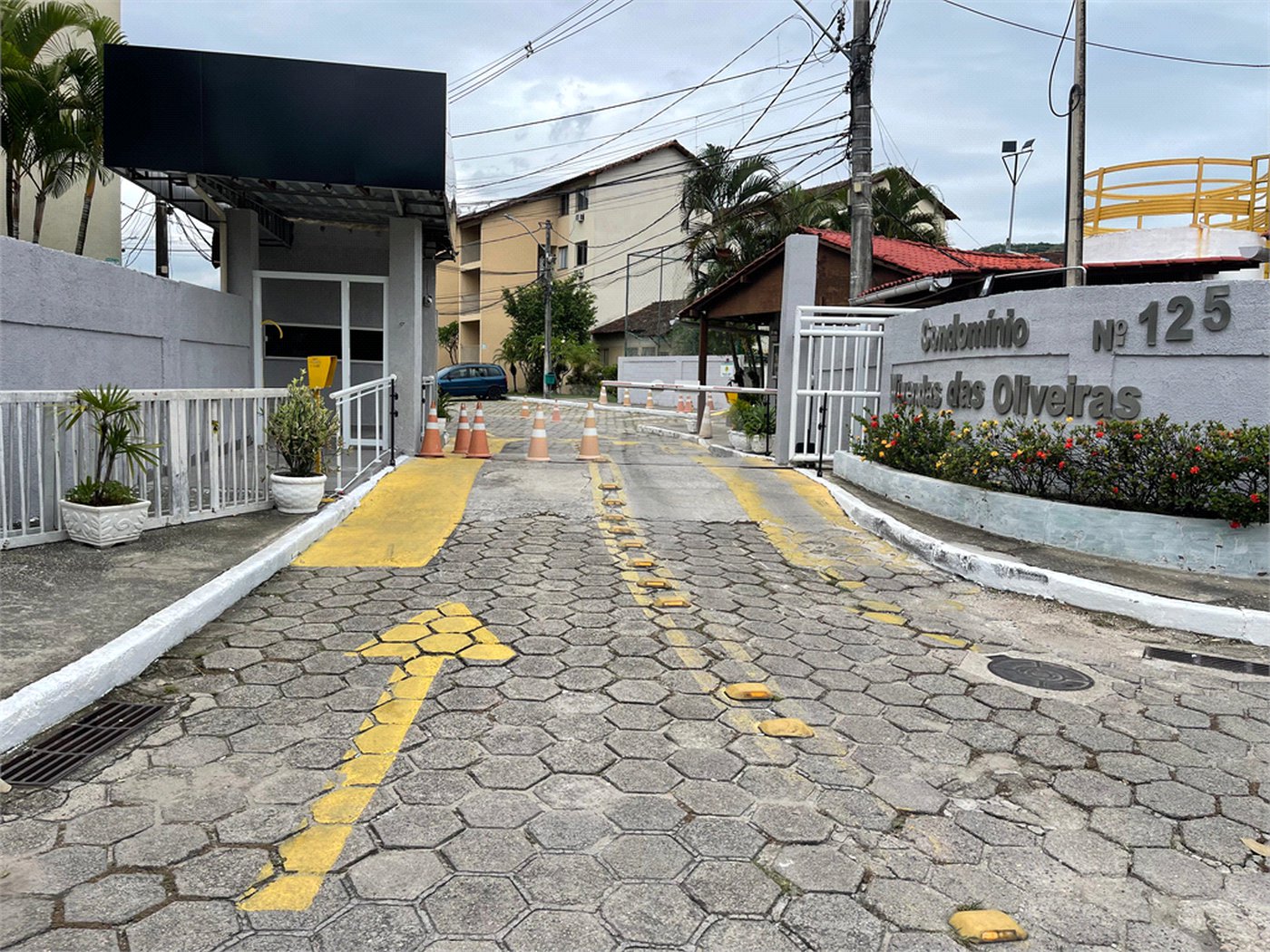 Apartamento à venda com 2 quartos em Inhoaíba, Rio de Janeiro, RJ