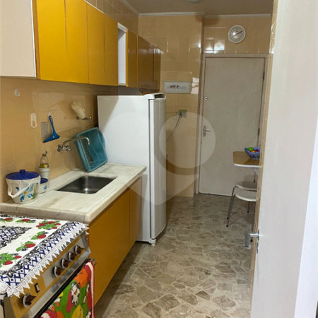 Apartamento à venda com 2 quartos em Pitangueiras, Guarujá, SP