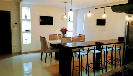 Sobrado à venda com 5 quartos, sendo 3 suítes,  em Vila Guilherme, São Paulo, SP