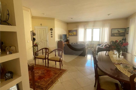 Casa à venda com 5 quartos, sendo 4 suítes,  em Vila Oliveira, Mogi das Cruzes, SP