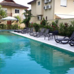 Casa à venda com 4 quartos, sendo 3 suítes, no condomínio Residencial Vila Esmeralda, São Sebastião - SP