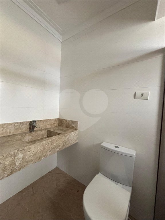 Casa à venda com 3 quartos, sendo 1 suíte,  em Jardim Santa Mena, Guarulhos, SP