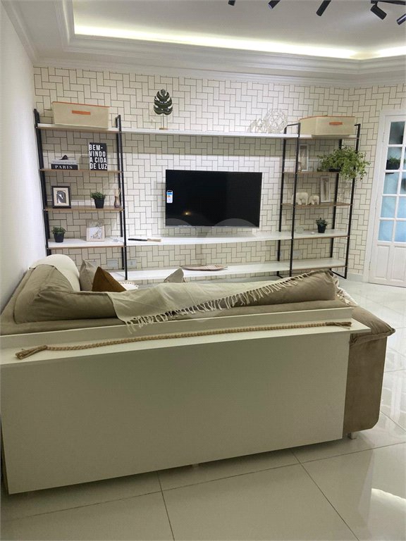 Casa de Vila à venda com 2 quartos, sendo 1 suíte, em Silveira, Santo André, SP