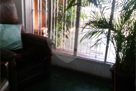 Casa à venda com 3 quartos em Mirandópolis, São Paulo, SP