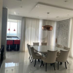 Casa à venda com 4 quartos, sendo 3 suítes, no condomínio Brisa 1, Mogi das Cruzes - SP