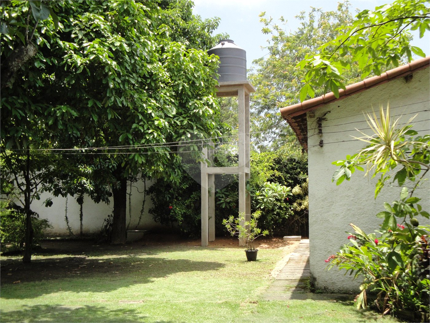 Sítio à venda com 4 quartos, sendo 2 suítes, em Santa Cruz, Rio de Janeiro, RJ