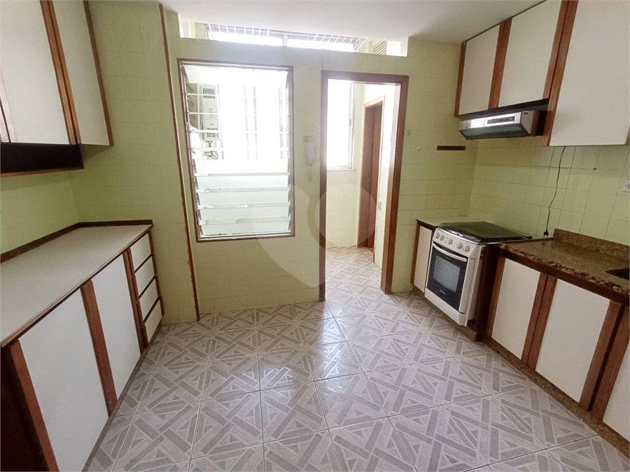 Apartamento à venda com 3 quartos, sendo 1 suíte, em Tijuca, Rio de Janeiro, RJ