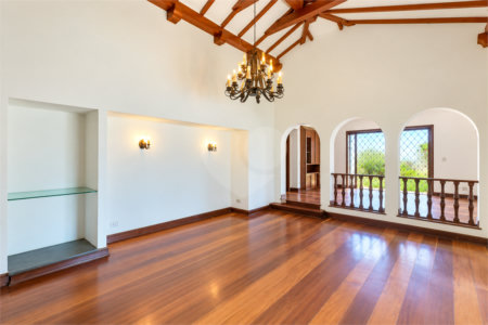 Casa Térrea à venda com 4 quartos, sendo 2 suítes, em Alto da Boa Vista, São Paulo, SP