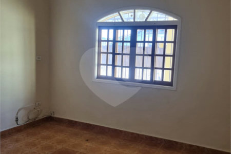 Casa à venda com 3 quartos em Jardim São Jorge (raposo Tavares), São Paulo, SP