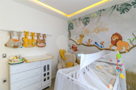 Apartamento à venda com 3 quartos, sendo 1 suíte, em Santo Amaro, São Paulo, SP