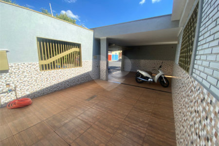 Casa à venda com 4 quartos, sendo 1 suíte, em Campos Elíseos, Ribeirão Preto, SP