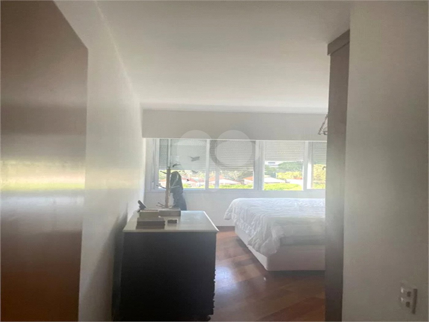 Sobrado à venda com 3 suítes em Horto, São Paulo, SP