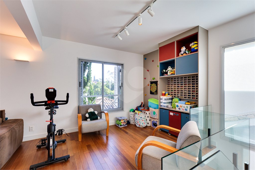 Casa à venda com 3 quartos, sendo 2 suítes, no condomínio Paço da Boa Vista, São Paulo - SP