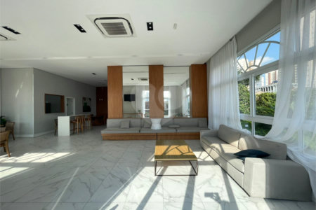 Apartamento à venda com 3 suítes em Vila Romana, São Paulo, SP