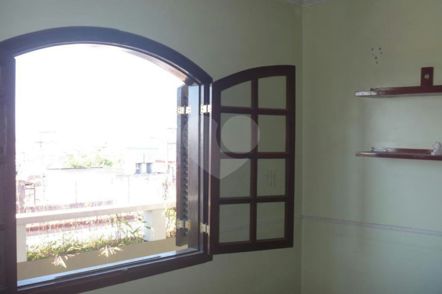 Sobrado à venda com 3 quartos, sendo 1 suíte, no Brasilândia, São Paulo, SP