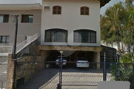 Sobrado à venda com 6 quartos, sendo 1 suíte, em Jardim São Paulo(zona Norte), São Paulo, SP