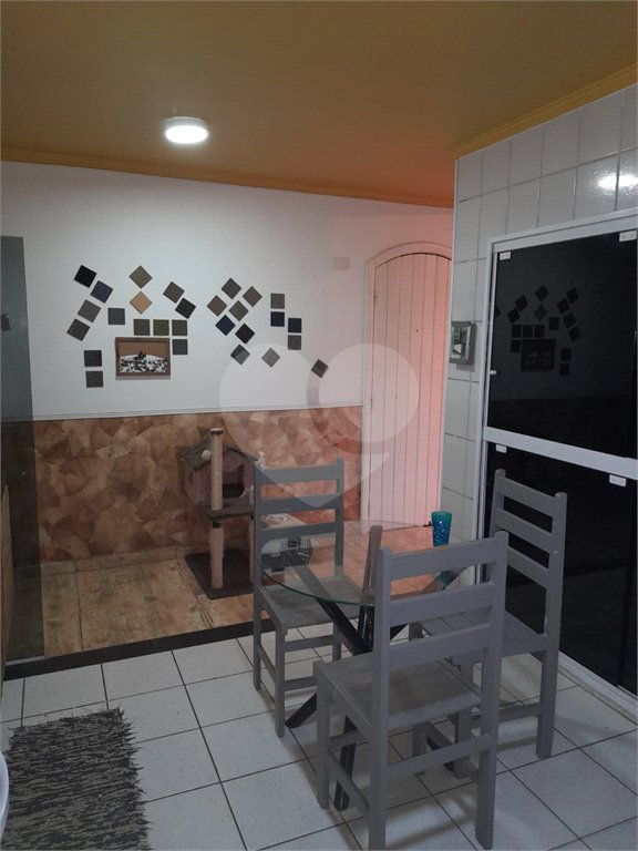Sobrado à venda com 3 quartos, sendo 2 suítes, em Vila Guilherme, São Paulo, SP