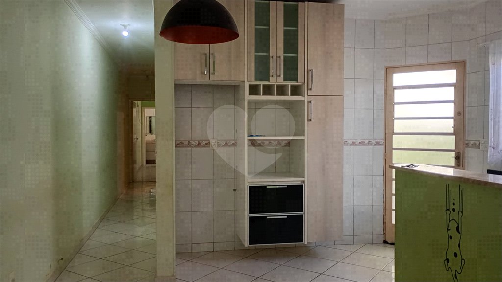 Casa Térrea à venda com 3 quartos, sendo 1 suíte, em Vila Nova, Salto, SP