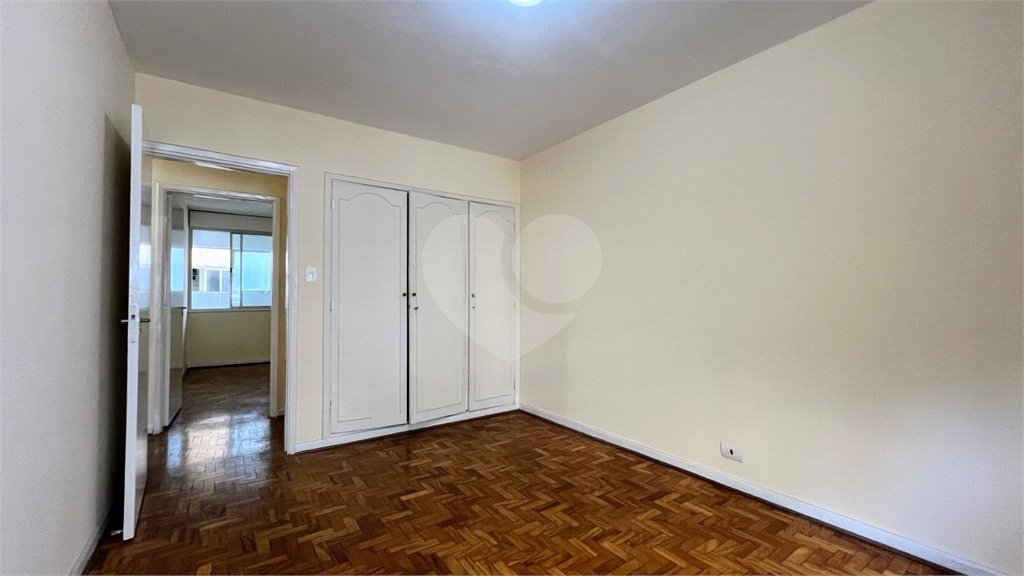 Apartamento à venda com 3 quartos, sendo 1 suíte, em Pinheiros, São Paulo, SP