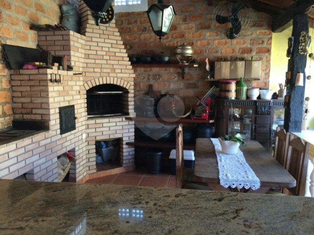 Sobrado à venda com 5 quartos, sendo 4 suítes,  em Vila Mazzei, São Paulo, SP