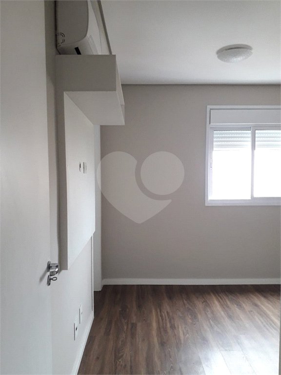 Apartamento à venda com 3 quartos, sendo 1 suíte, em Jardim Umarizal, São Paulo, SP