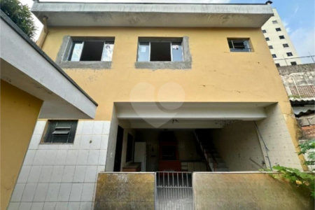 Sobrado à venda com 3 suítes em Santa Teresinha, São Paulo, SP