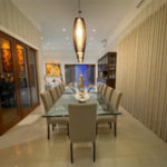 Casa à venda com 4 suítes no condomínio Halvétia Country Residencial, Indaiatuba - SP
