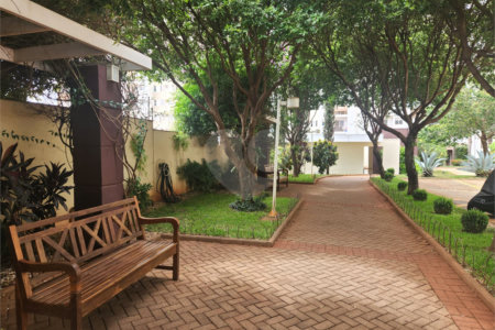 Apartamento à venda com 3 quartos, sendo 1 suíte, em Jardim dos Manacás, Araraquara, SP