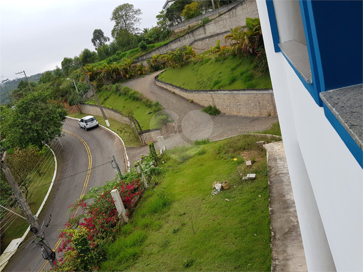 Casa à venda com 4 suítes no condomínio Suíça da Cantareira, Mairiporã - SP