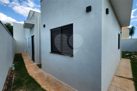 Casa à venda com 3 quartos, sendo 1 suíte, em Parque Atlanta, Araraquara, SP