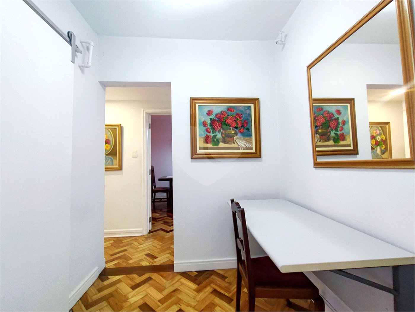Apartamento à venda com 3 quartos, sendo 1 suíte, em Alto da Boa Vista, São Paulo, SP