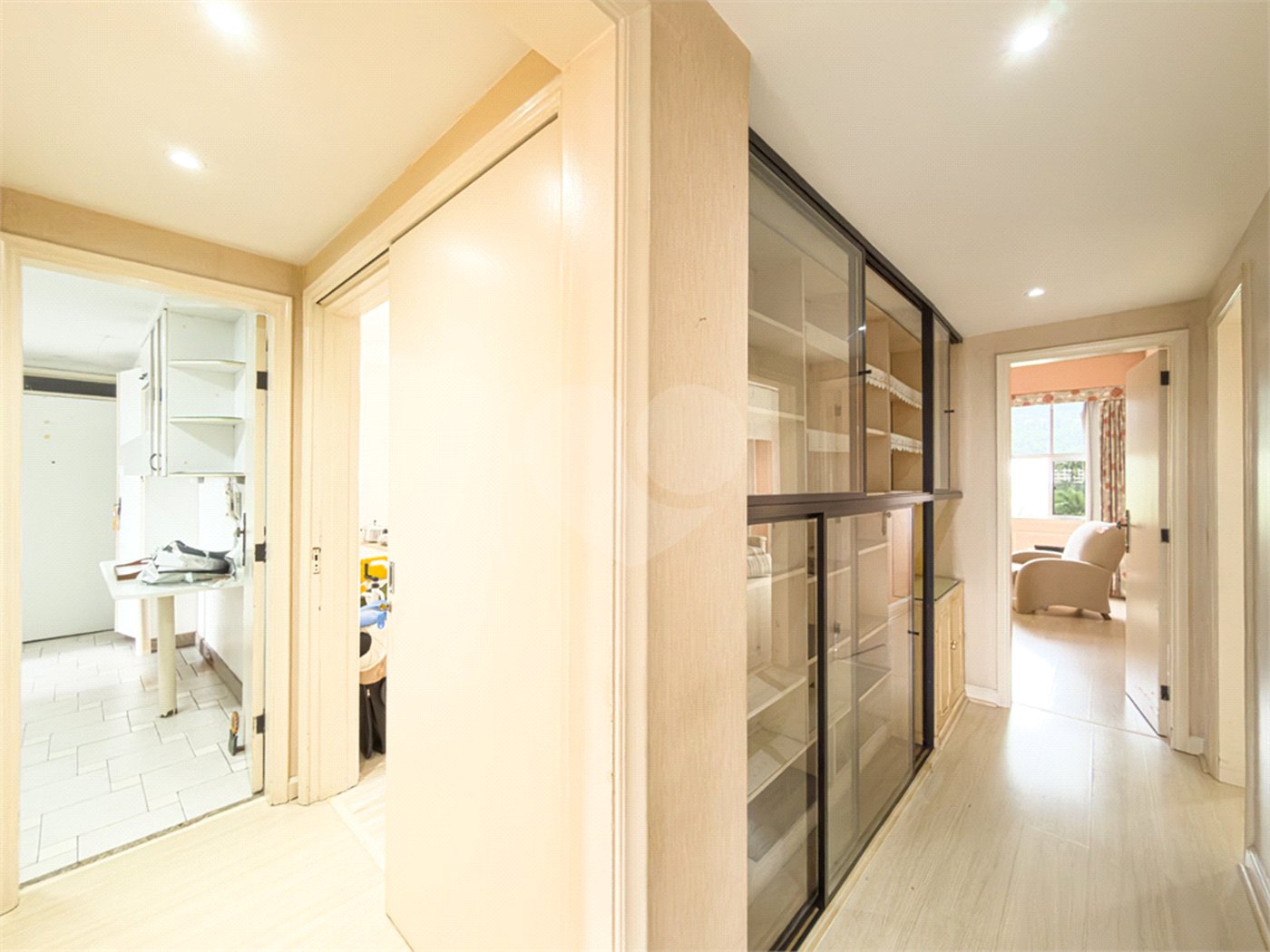 Apartamento à venda com 4 quartos, sendo 2 suítes, em Leblon, Rio de Janeiro, RJ