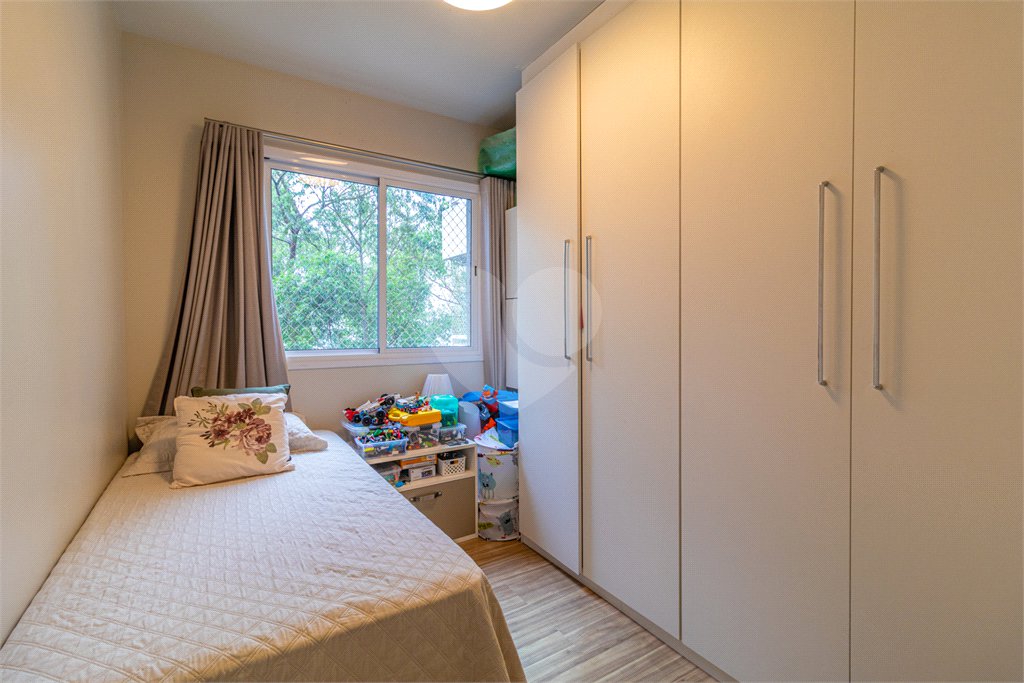 Apartamento à venda com 3 quartos, sendo 1 suíte,  em Morumbi, São Paulo, SP