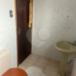 Sobrado à venda com 4 quartos, sendo 2 suítes, em Vila Ruth, Poá, SP