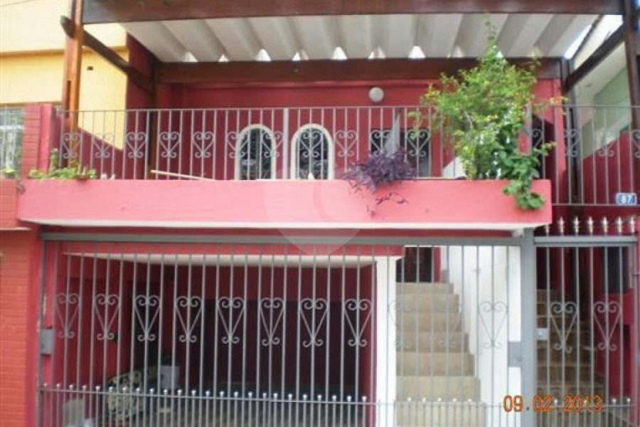 Sobrado à venda com 3 quartos, sendo 1 suíte, em Vila Nivi, São Paulo, SP