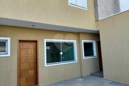Casa à venda com 3 quartos, sendo 1 suíte, em Vila Brasilina, São Paulo, SP