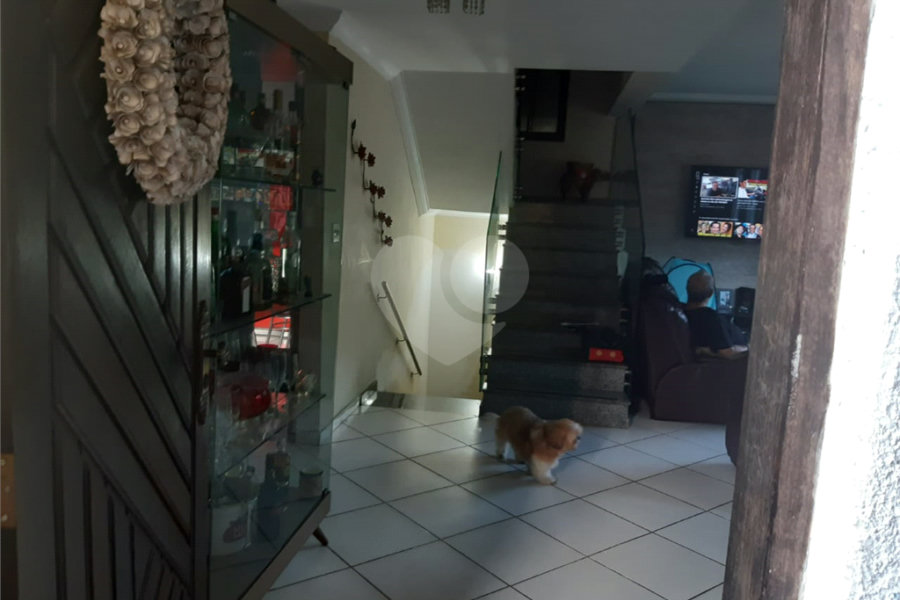 Sobrado à venda com 2 quartos, sendo 1 suíte, em Horto, São Paulo, SP