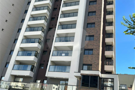 Apartamento à venda com 3 quartos, sendo 1 suíte, em Vila Bastos, Santo André, SP