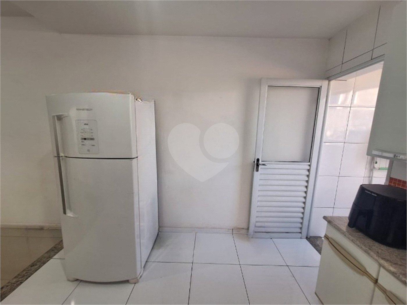 Sobrado à venda com 3 quartos, sendo 1 suíte, em Vila Campanela, São Paulo, SP