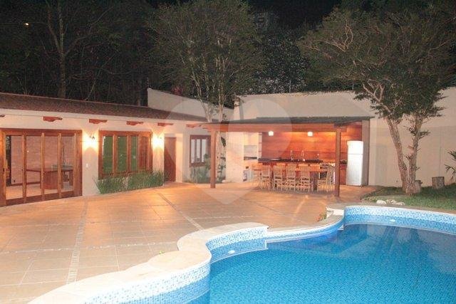 Sobrado à venda ou para alugar com 4 suítes em Alto da Boa Vista, São Paulo, SP